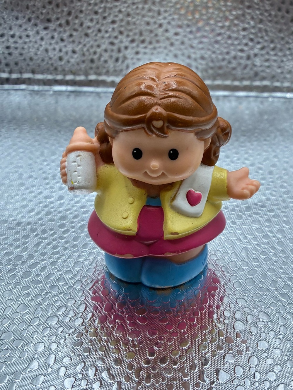 2/$15 Vintage 2001 Fisher-Price Little People Mom Mommy Baby Bottle Figure